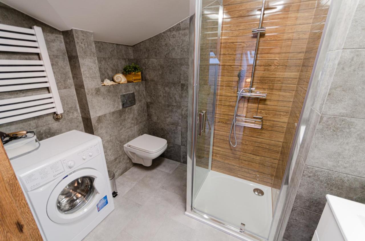 Bronowicka Premium Apartment - 52M2 With Private Parking Krakow Ngoại thất bức ảnh