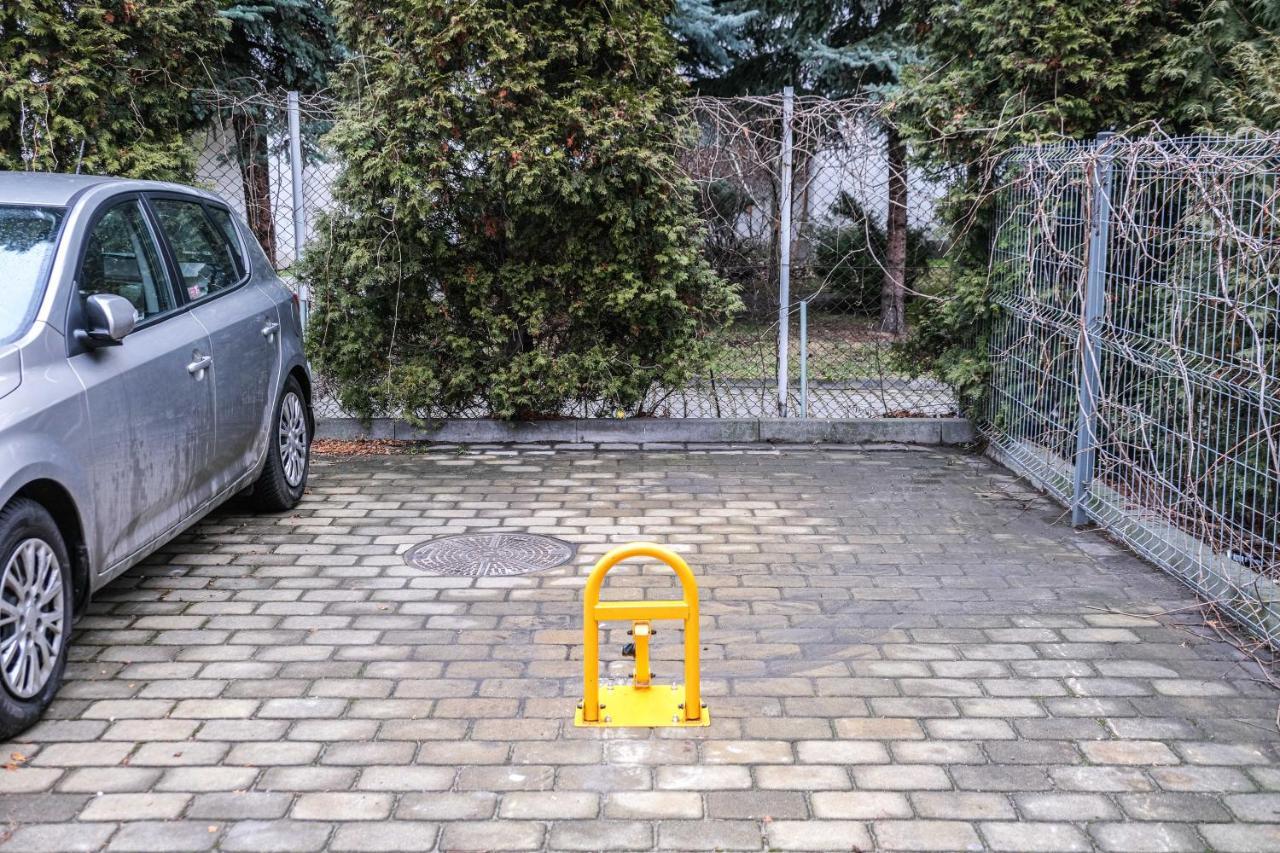 Bronowicka Premium Apartment - 52M2 With Private Parking Krakow Ngoại thất bức ảnh