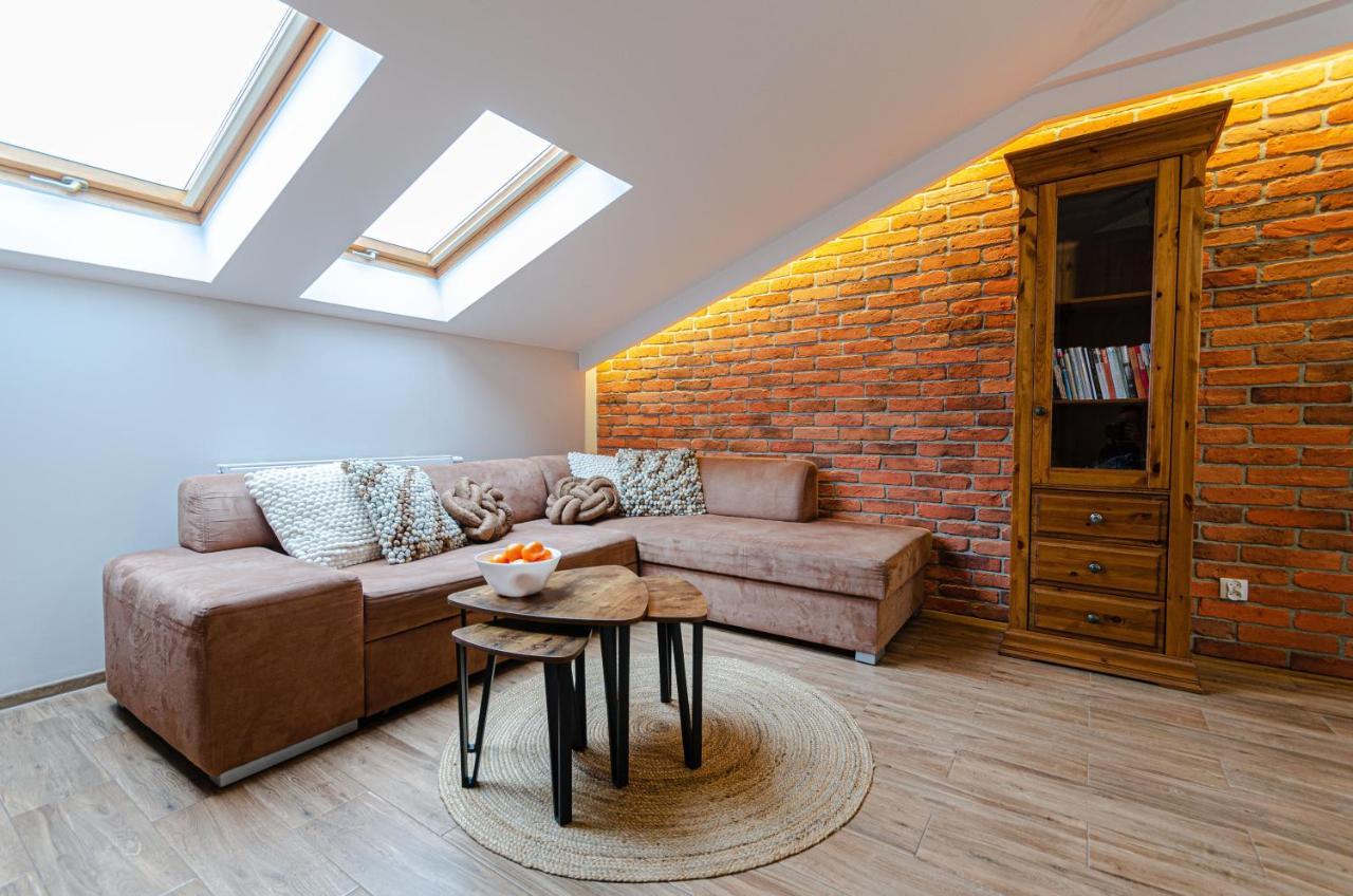 Bronowicka Premium Apartment - 52M2 With Private Parking Krakow Ngoại thất bức ảnh