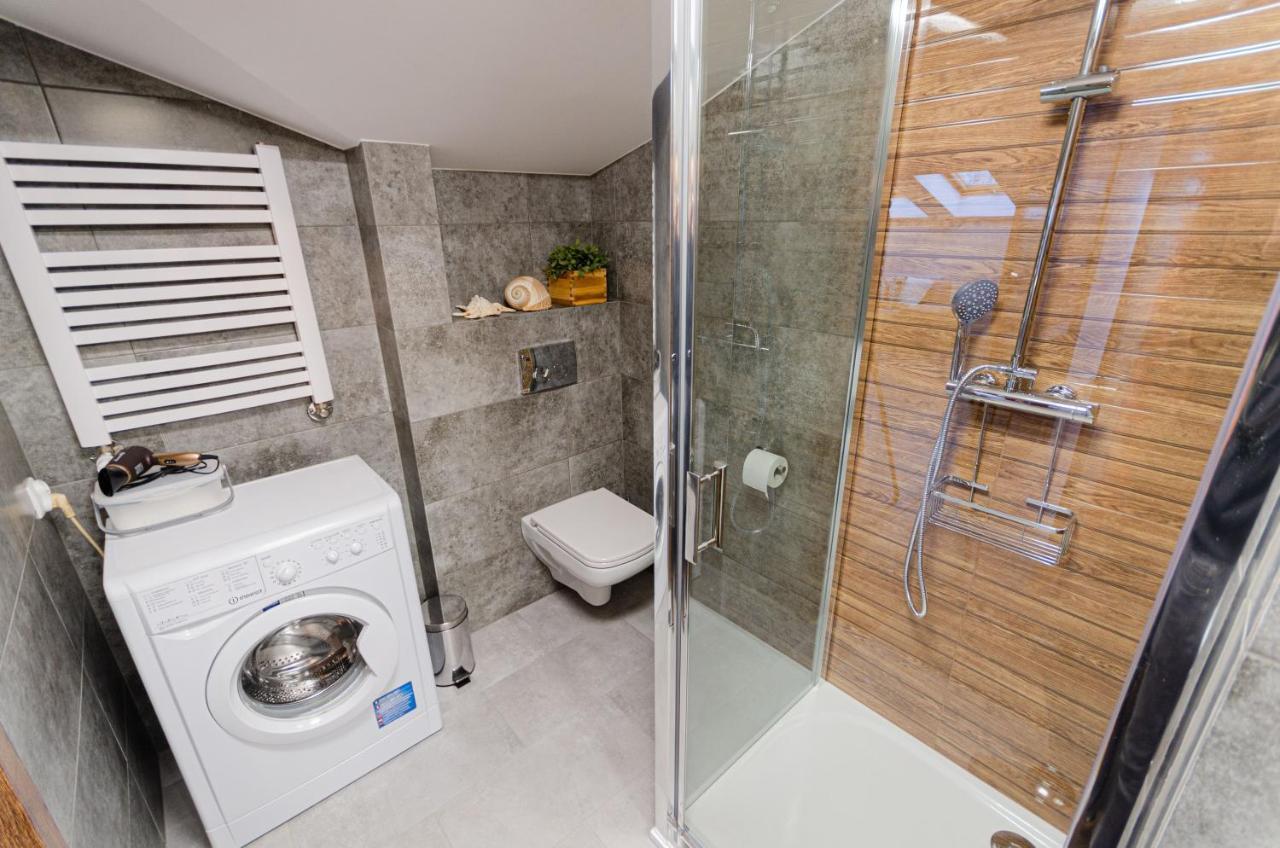 Bronowicka Premium Apartment - 52M2 With Private Parking Krakow Ngoại thất bức ảnh